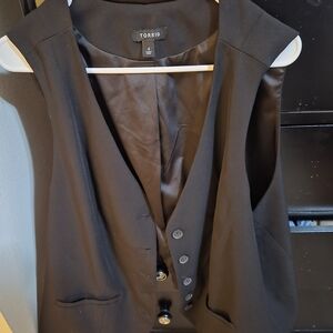 Torrid Black Sleeveless Blazer Vest